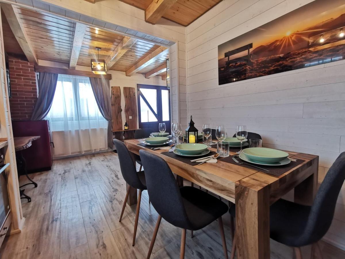 Bear'S Lair Chalet Порумбаку-де-Жос Екстер'єр фото