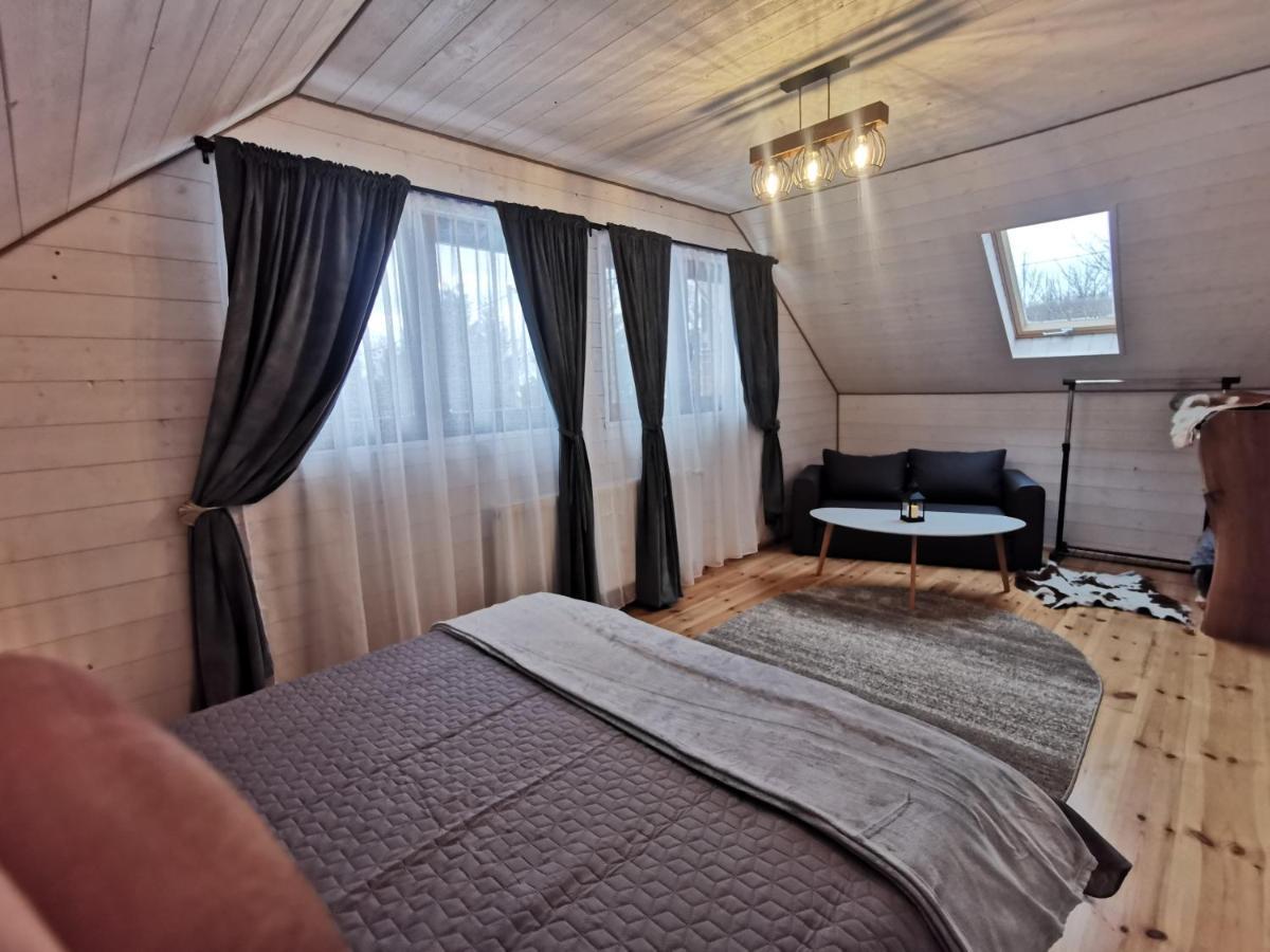 Bear'S Lair Chalet Порумбаку-де-Жос Екстер'єр фото