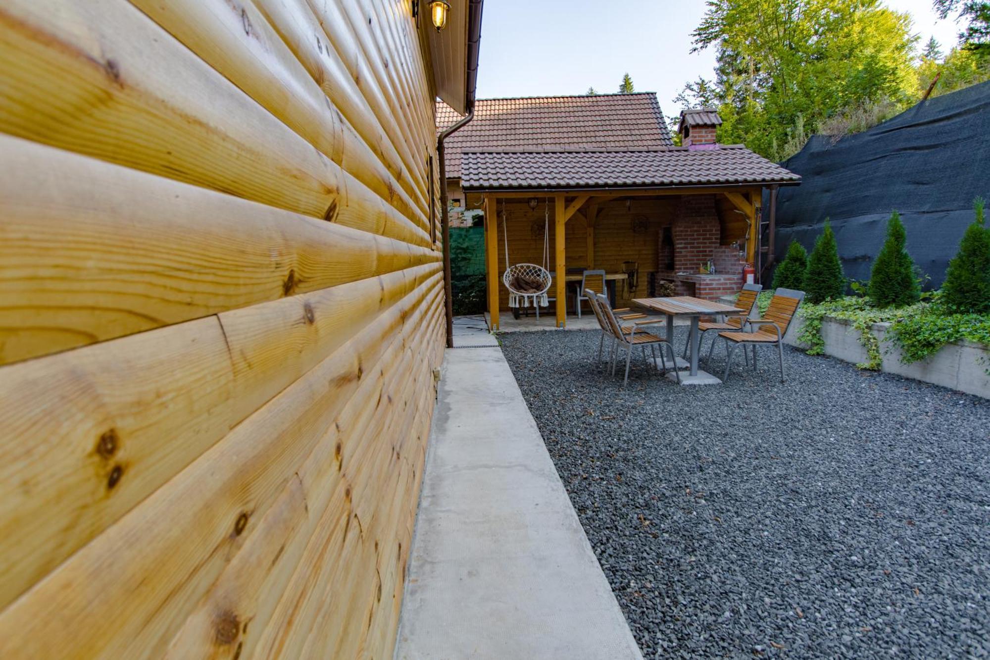 Bear'S Lair Chalet Порумбаку-де-Жос Екстер'єр фото