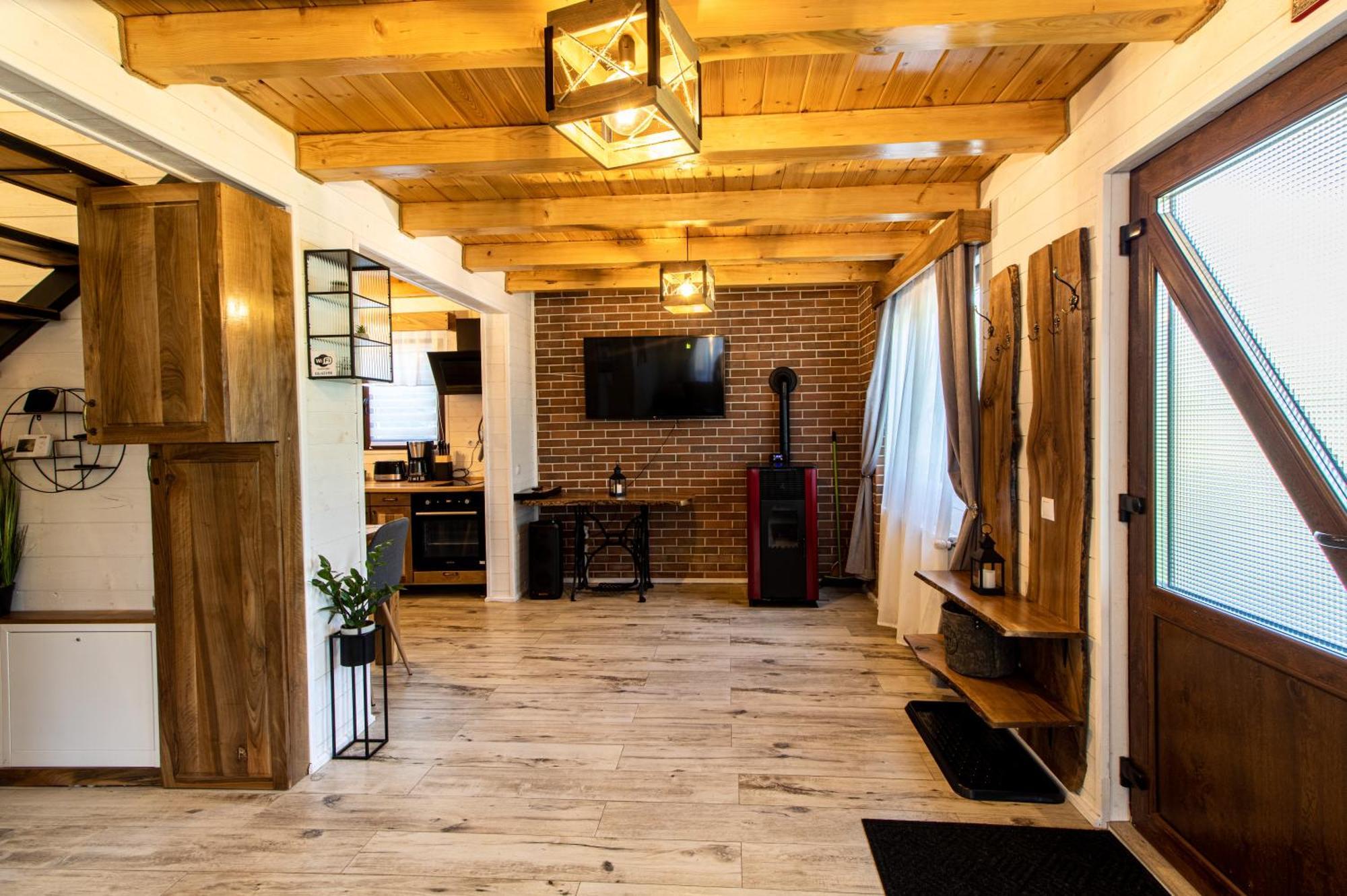 Bear'S Lair Chalet Порумбаку-де-Жос Екстер'єр фото