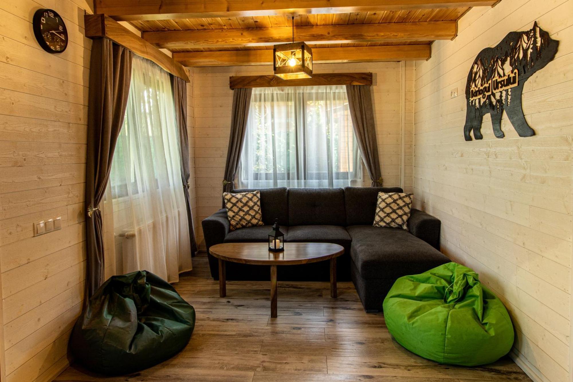 Bear'S Lair Chalet Порумбаку-де-Жос Екстер'єр фото